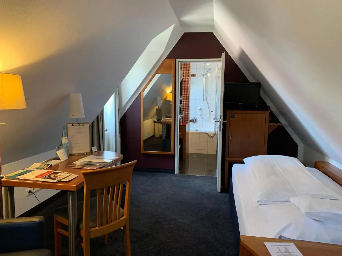 Seehotel Niedernberg - Das Dorf Am See
