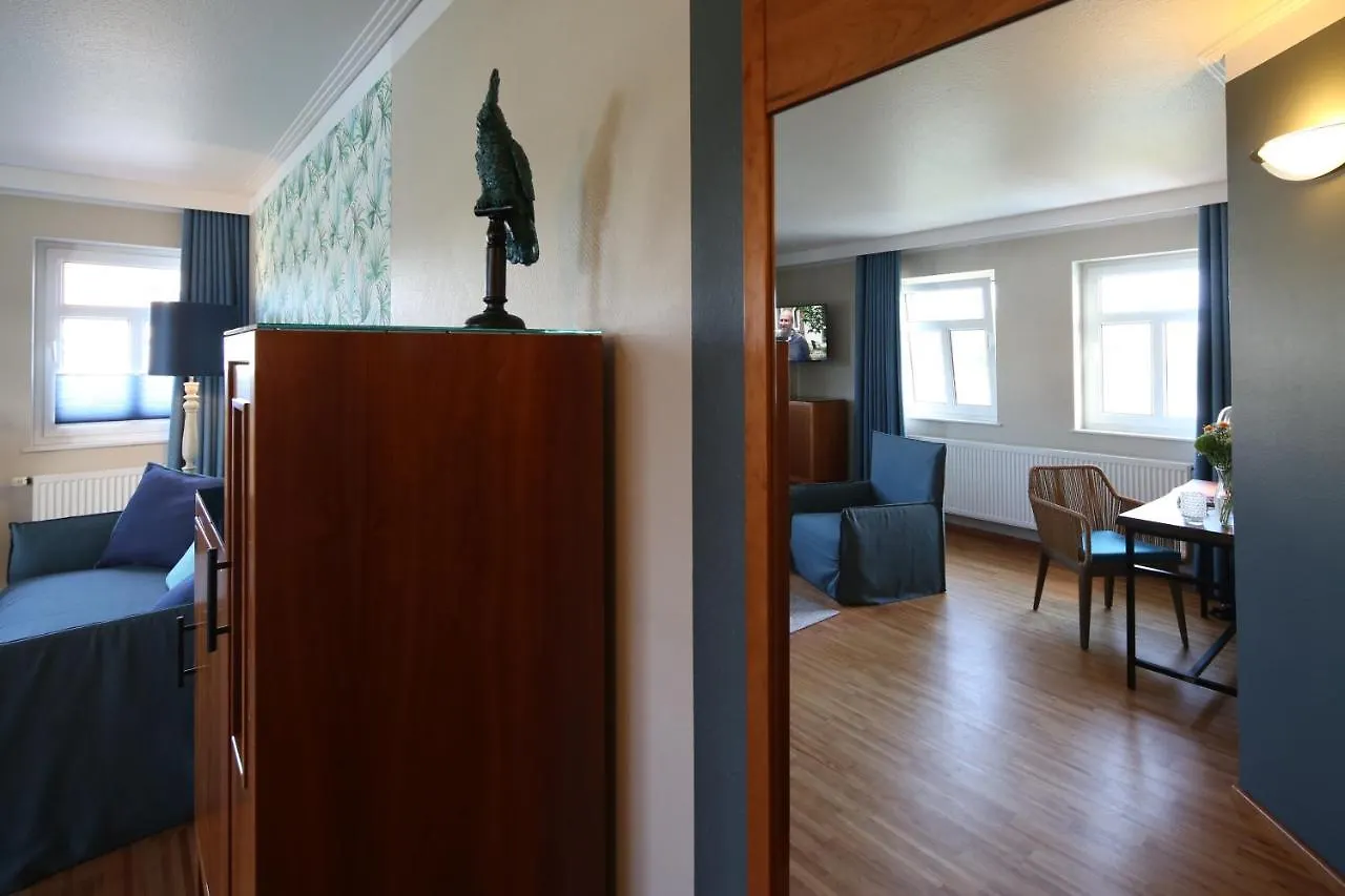 Seehotel Niedernberg - Das Dorf Am See 4*,  Germany