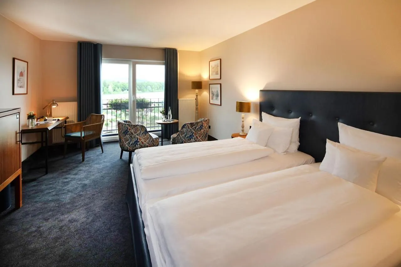 **** Hotel Seehotel Niedernberg - Das Dorf Am See Germany