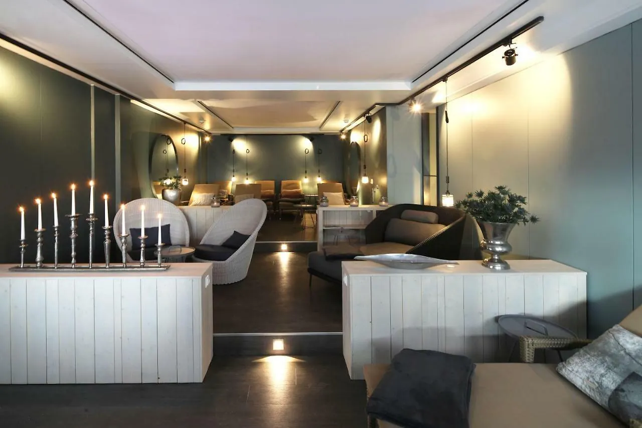 Seehotel Niedernberg - Das Dorf Am See 4*,